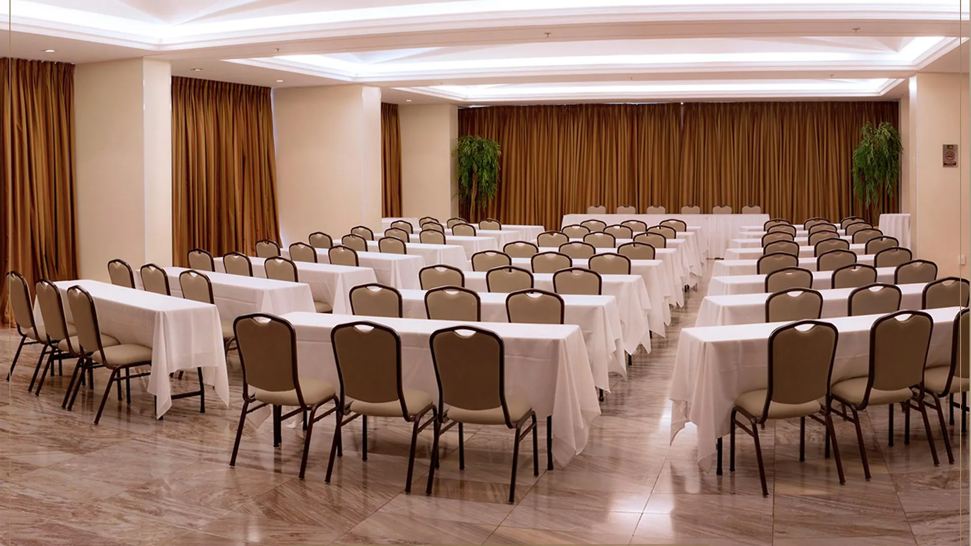 San Marco Hotel Brasilia 4*,  Brazil