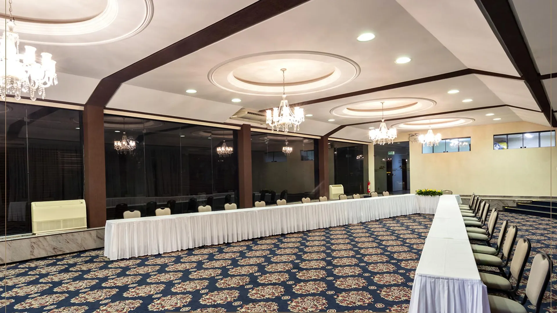 San Marco Hotel Brasilia 4*,